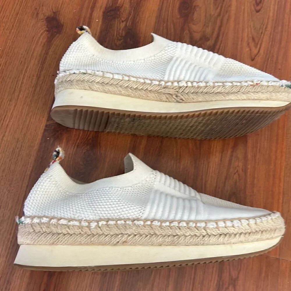 Sugar cream espadrille closed toe slip on shoes size 7